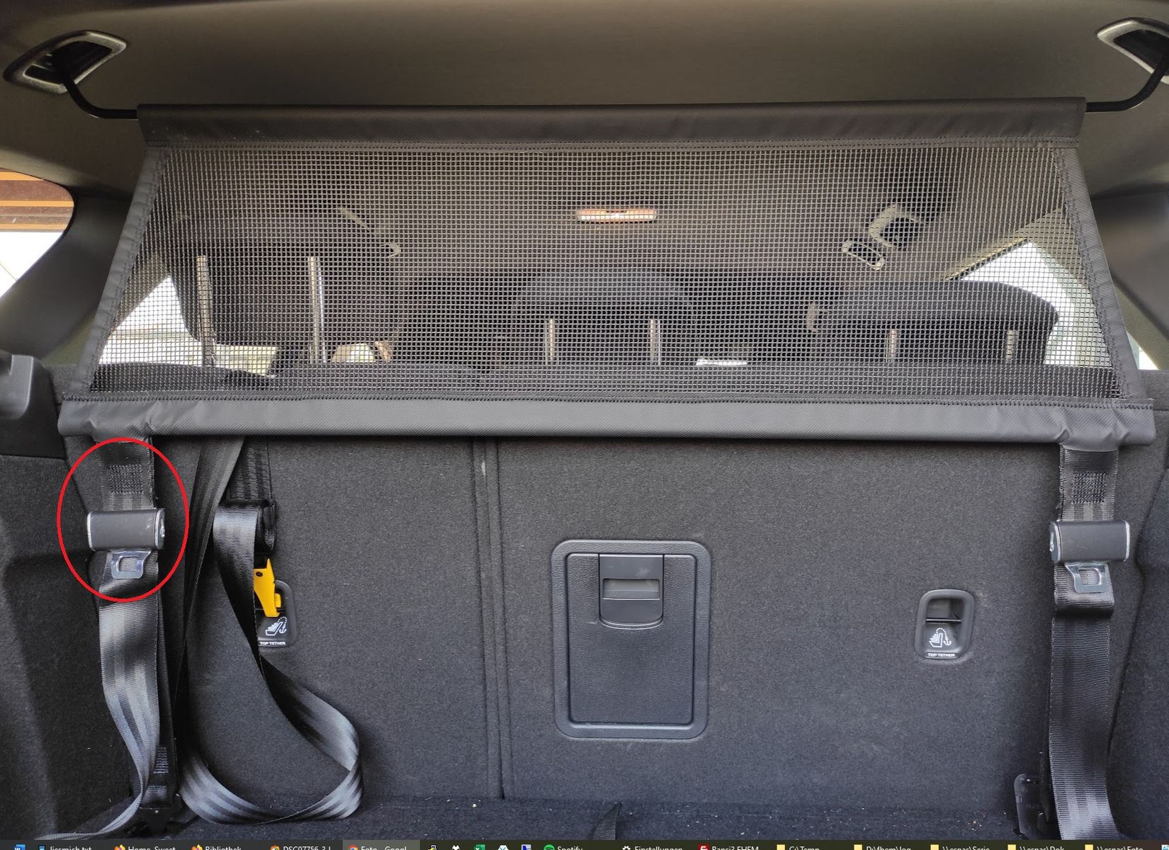 Kofferraumnetz richtig montieren (Kombi) - DIY i30 - Hyundai Forum 