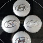 silberne Hyundai-Radnaben-Deckel